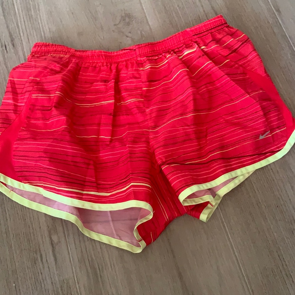 Nike running short